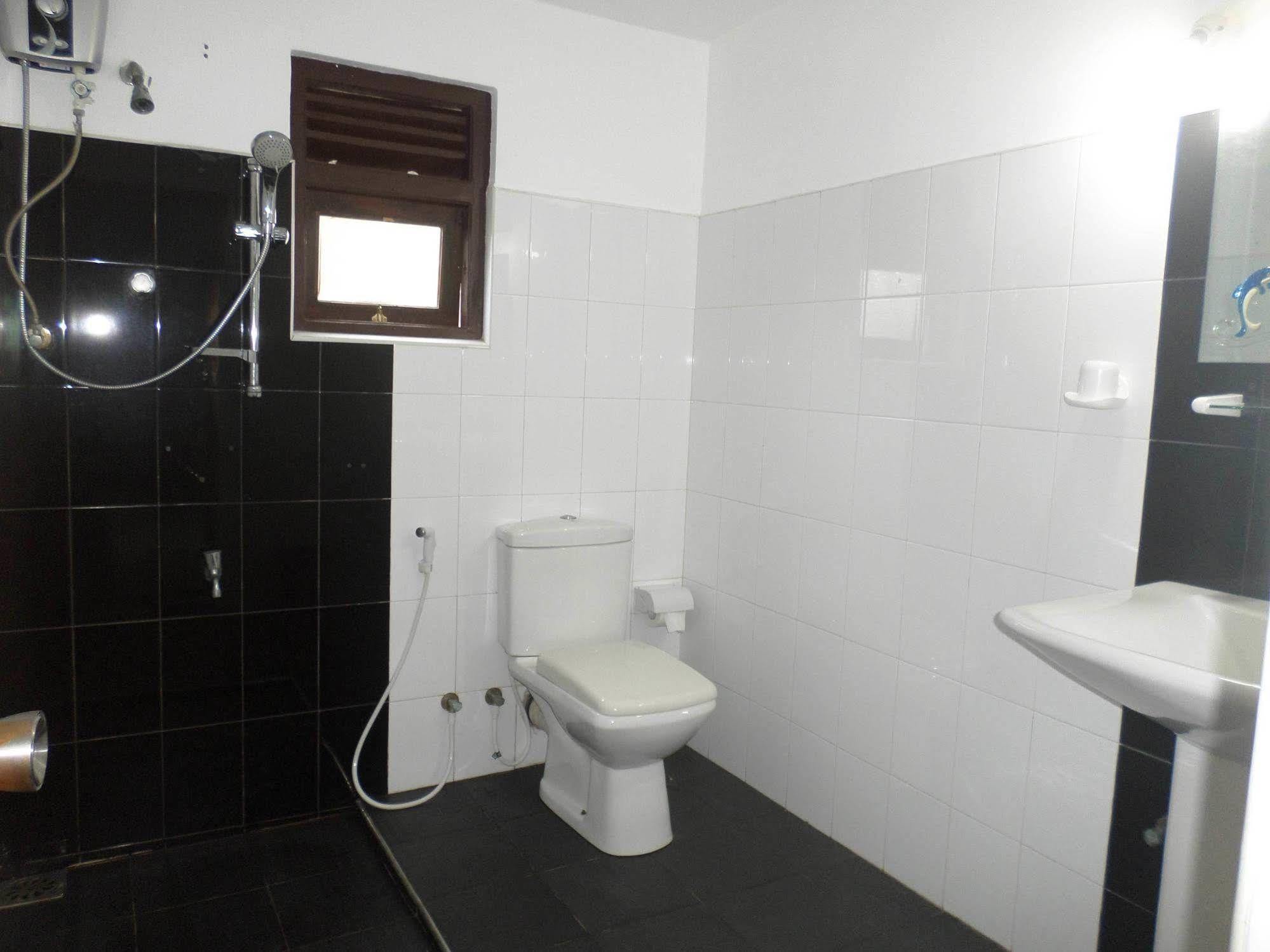 Thilaka City Hotel Anuradhapura Luaran gambar