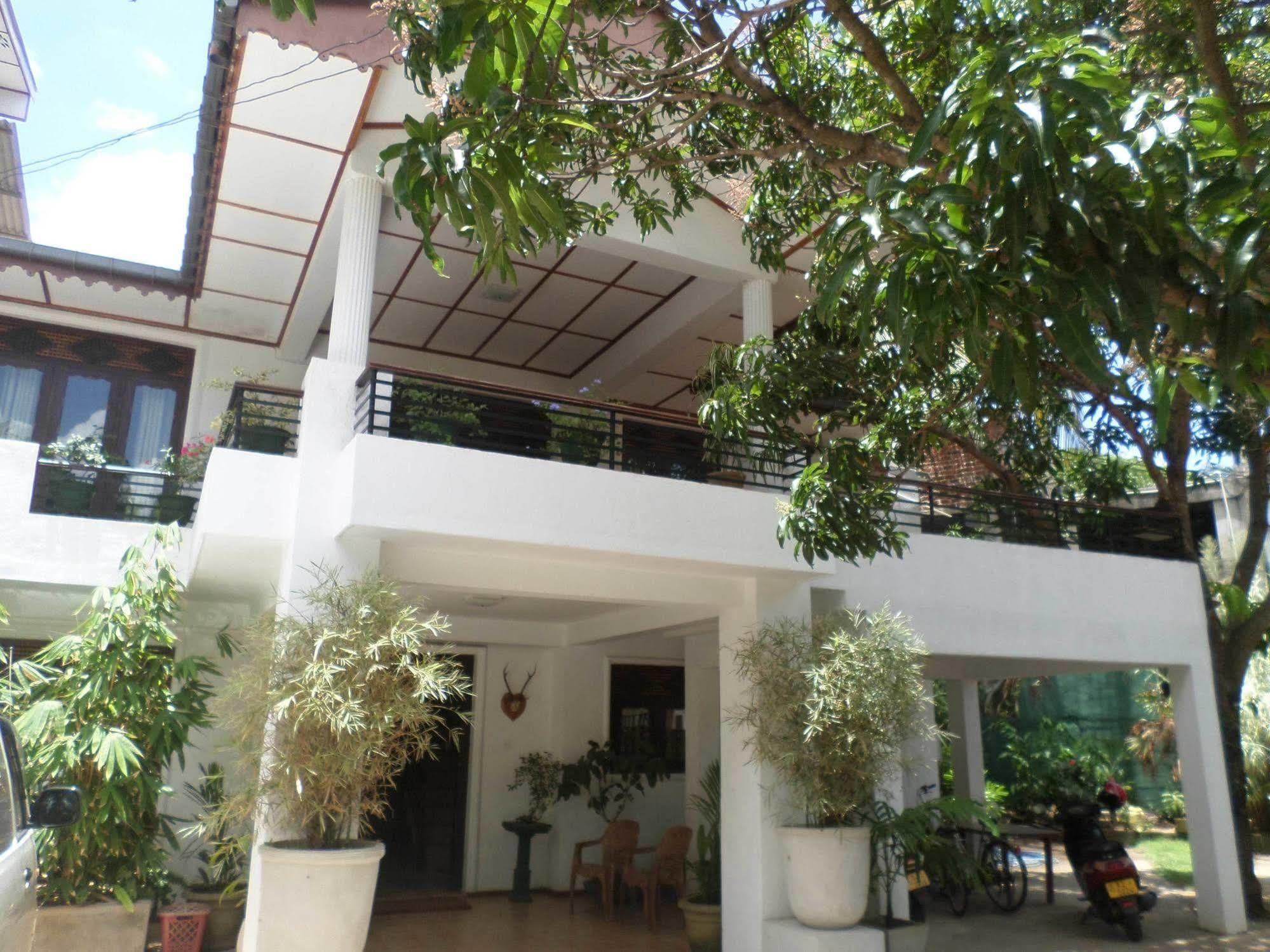 Thilaka City Hotel Anuradhapura Luaran gambar