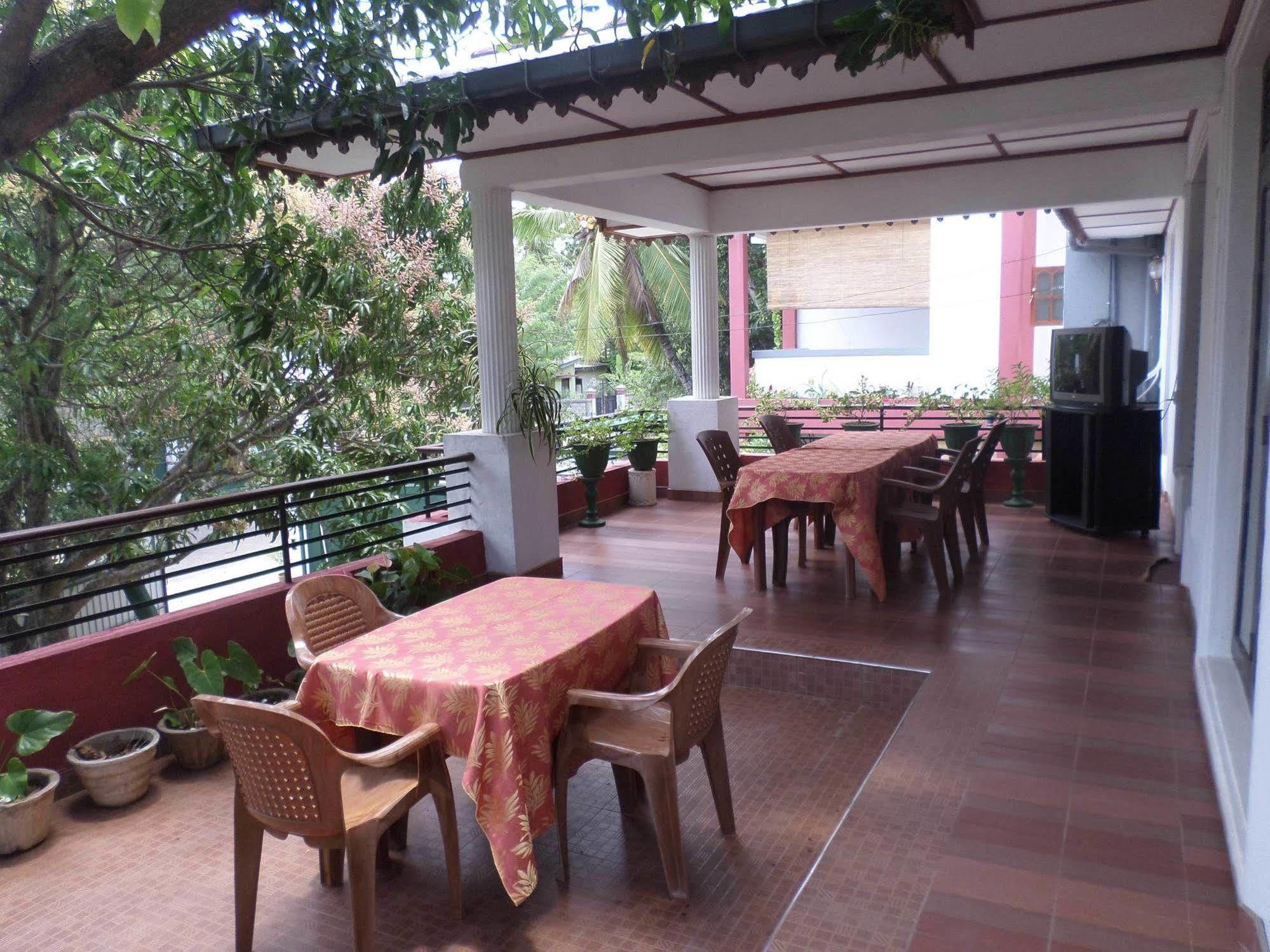 Thilaka City Hotel Anuradhapura Luaran gambar